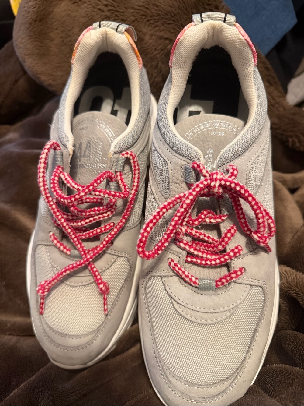 P448 Women’s Athletic Sneakers in Pink & Gray